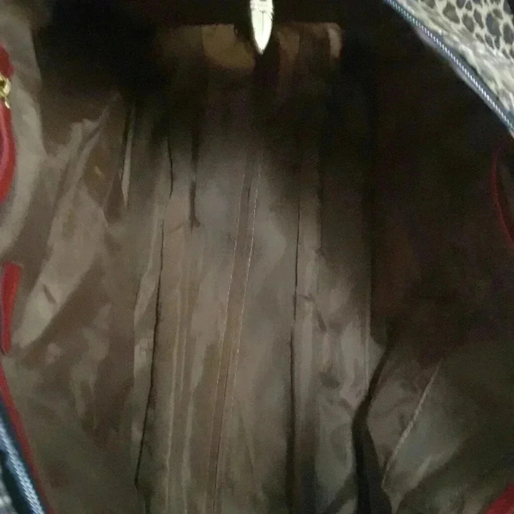 IMAN large Travel bag/suitcase - Picture 7 of 9